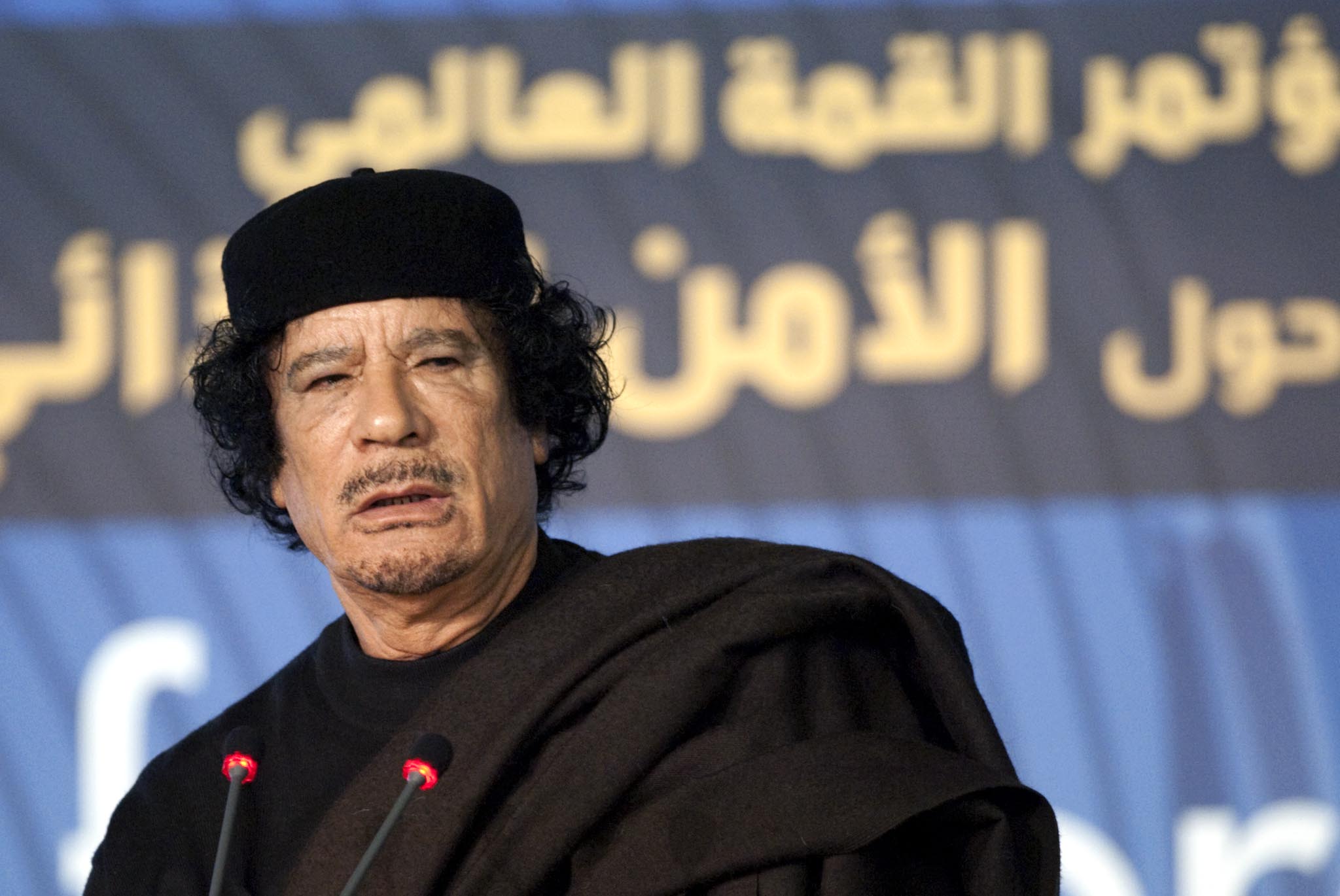 © Mauro Scrobogna / Pool/ LaPresse
16-11-2009 Roma
Interni
FAO  - summit sulla sicurezza alimentare
Nella foto: il leader libico Muammar Gheddafi durante il suo intervento
Word Summit on Food Security